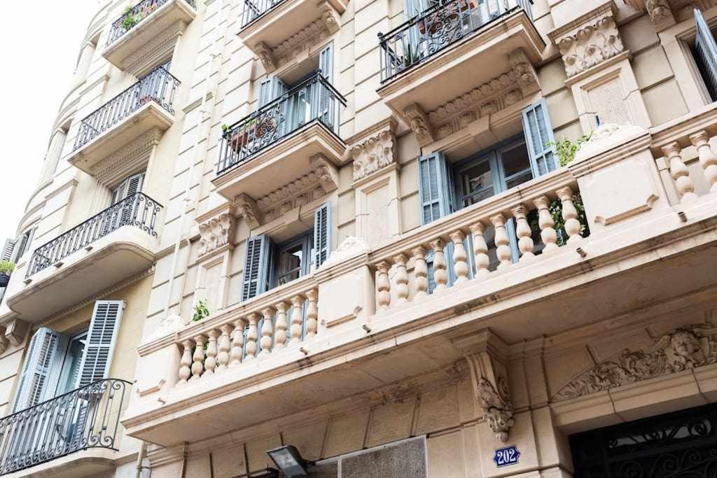 Cal Mateu 11 Huespedes Sagrada Familia Appartement Barcelona Buitenkant foto